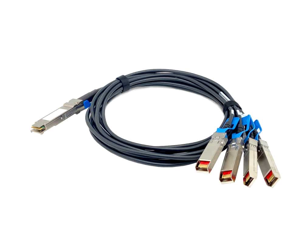 Cable                                                                                                                                                                                                                                                                                                                                                                                                                                       De ConexiÓn Direc Twinaxial Qsfp28 De 100g Qnap-(cab-dac15m-q28)
